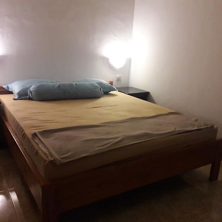 Puji Homestay マタラム エクステリア 写真