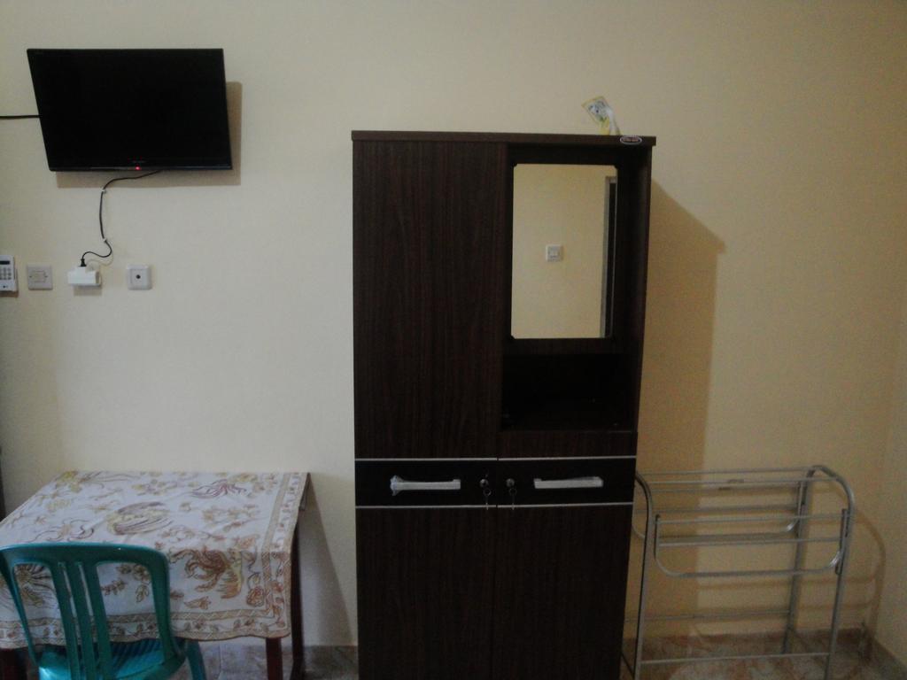 Puji Homestay マタラム エクステリア 写真